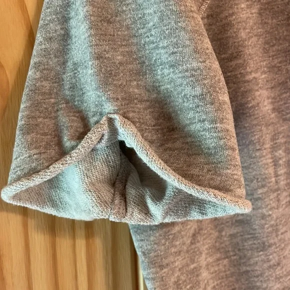 True Religion short sleeve sweatshirt - Picture 5 of 9